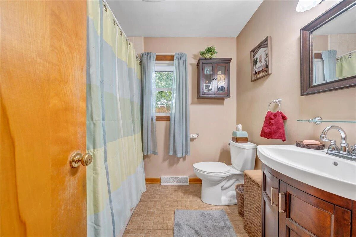 308 Langland DR - Photo 10