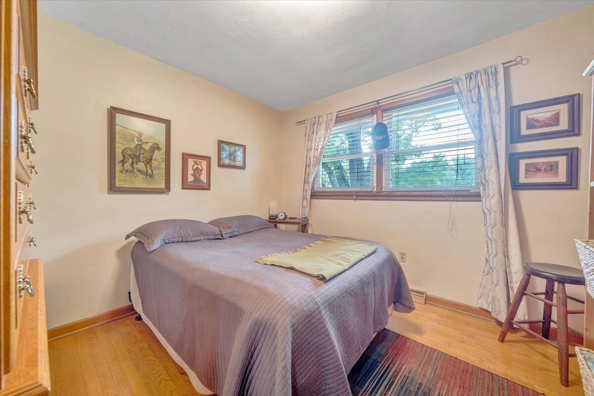 308 Langland DR - Photo 11