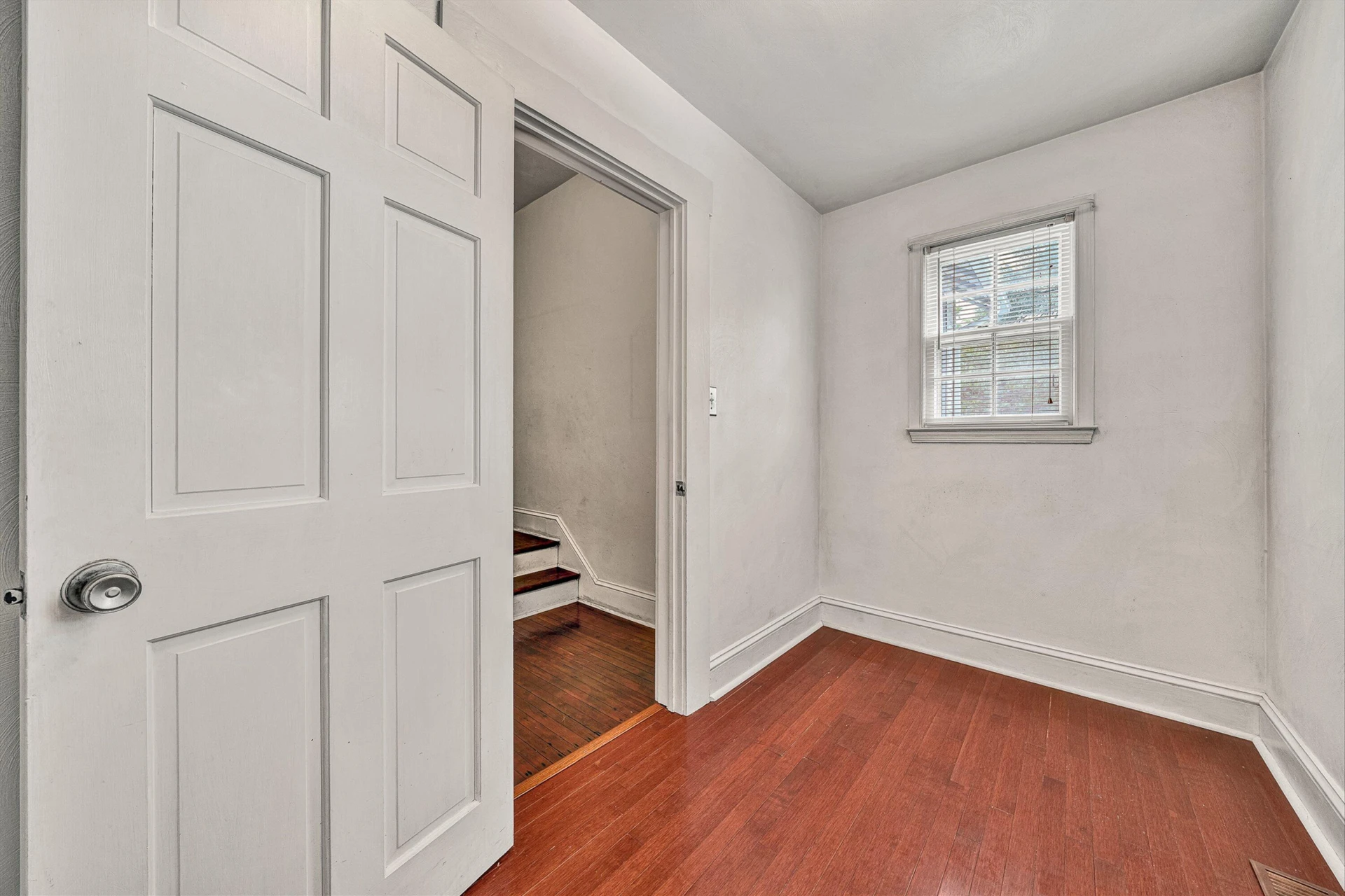 1902 Oxford AVE SW - Photo 15