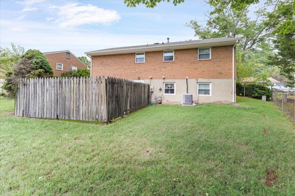 4731 Sanders DR NE - Photo 25