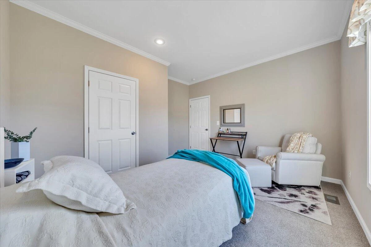 1625 Airport RD - Photo 24