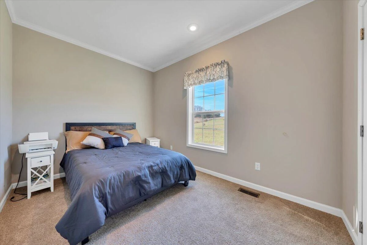 1625 Airport RD - Photo 25