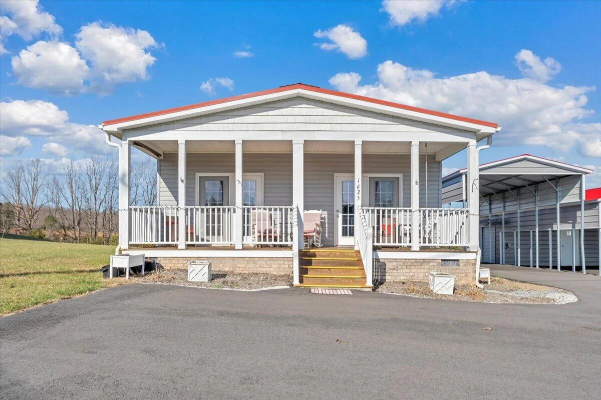 1625 Airport RD - Photo 37