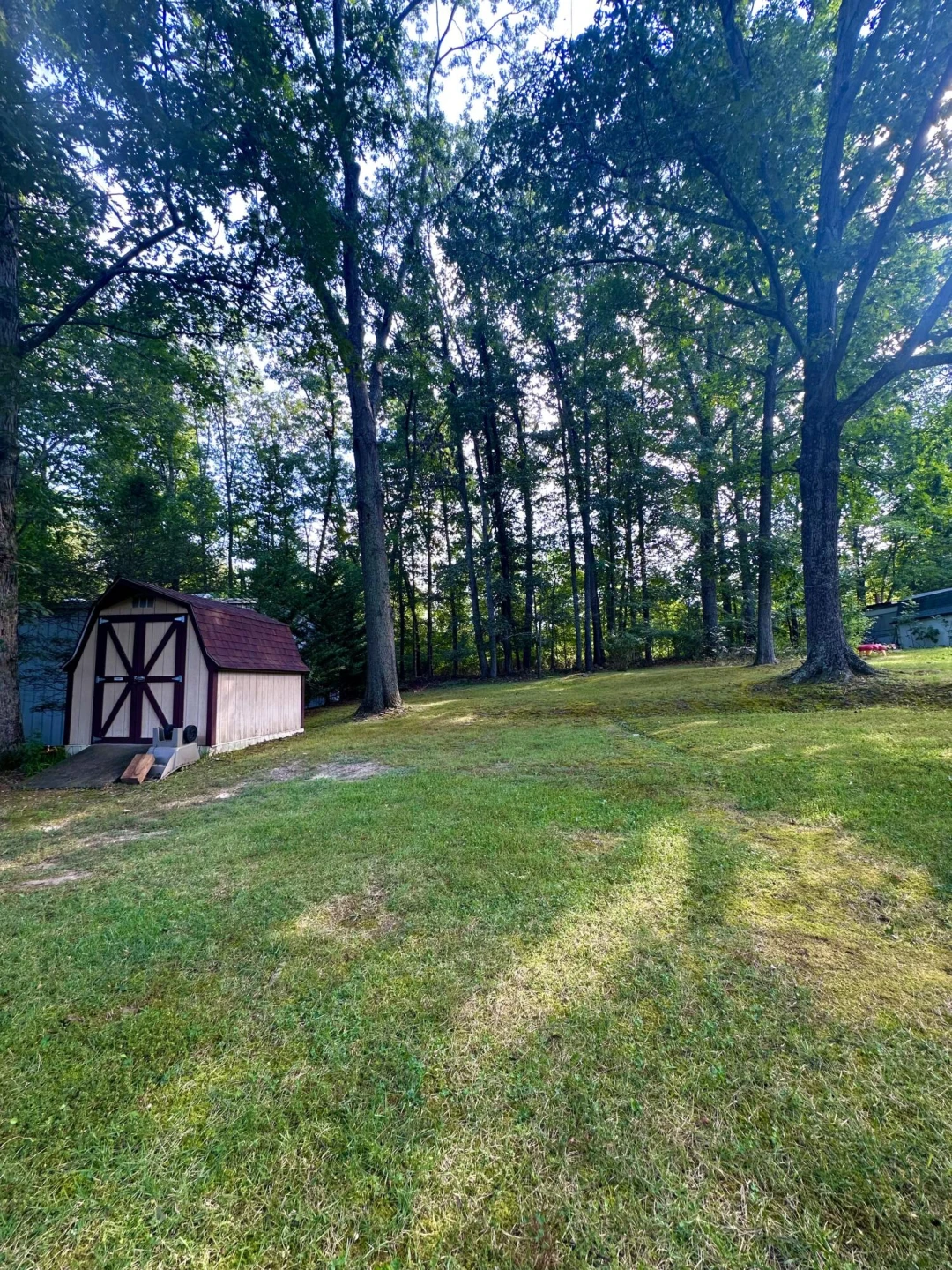 1905 Oakwood DR - Photo 7