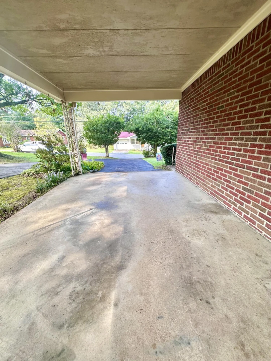 1905 Oakwood DR - Photo 14