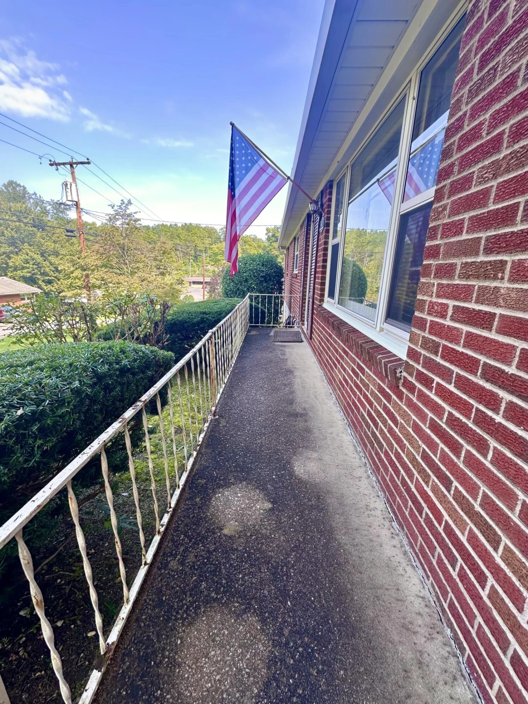 1905 Oakwood DR - Photo 15