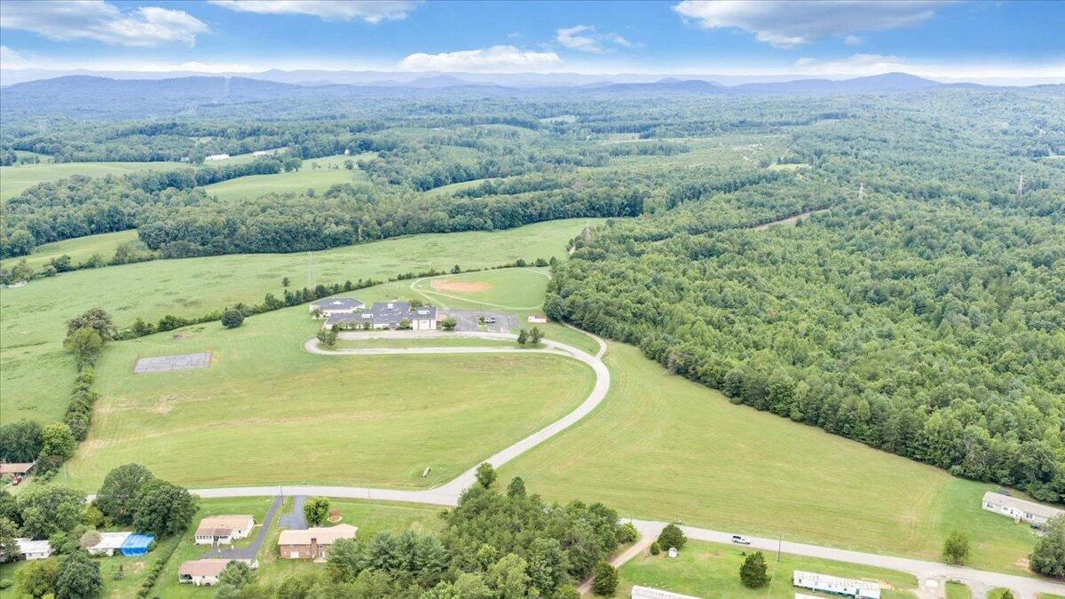 200 Henry School RD - Photo 5