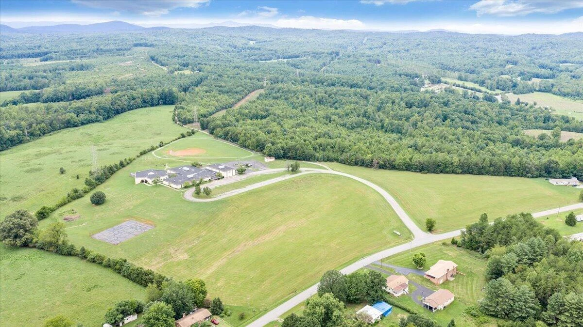 200 Henry School RD - Photo 8