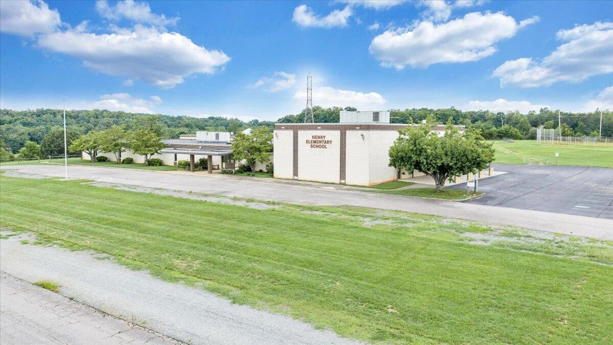 200 Henry School RD - Photo 13