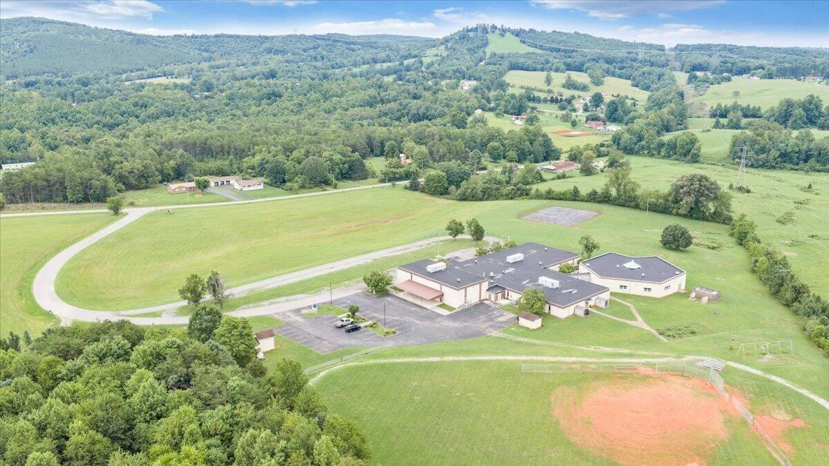 200 Henry School RD - Photo 16