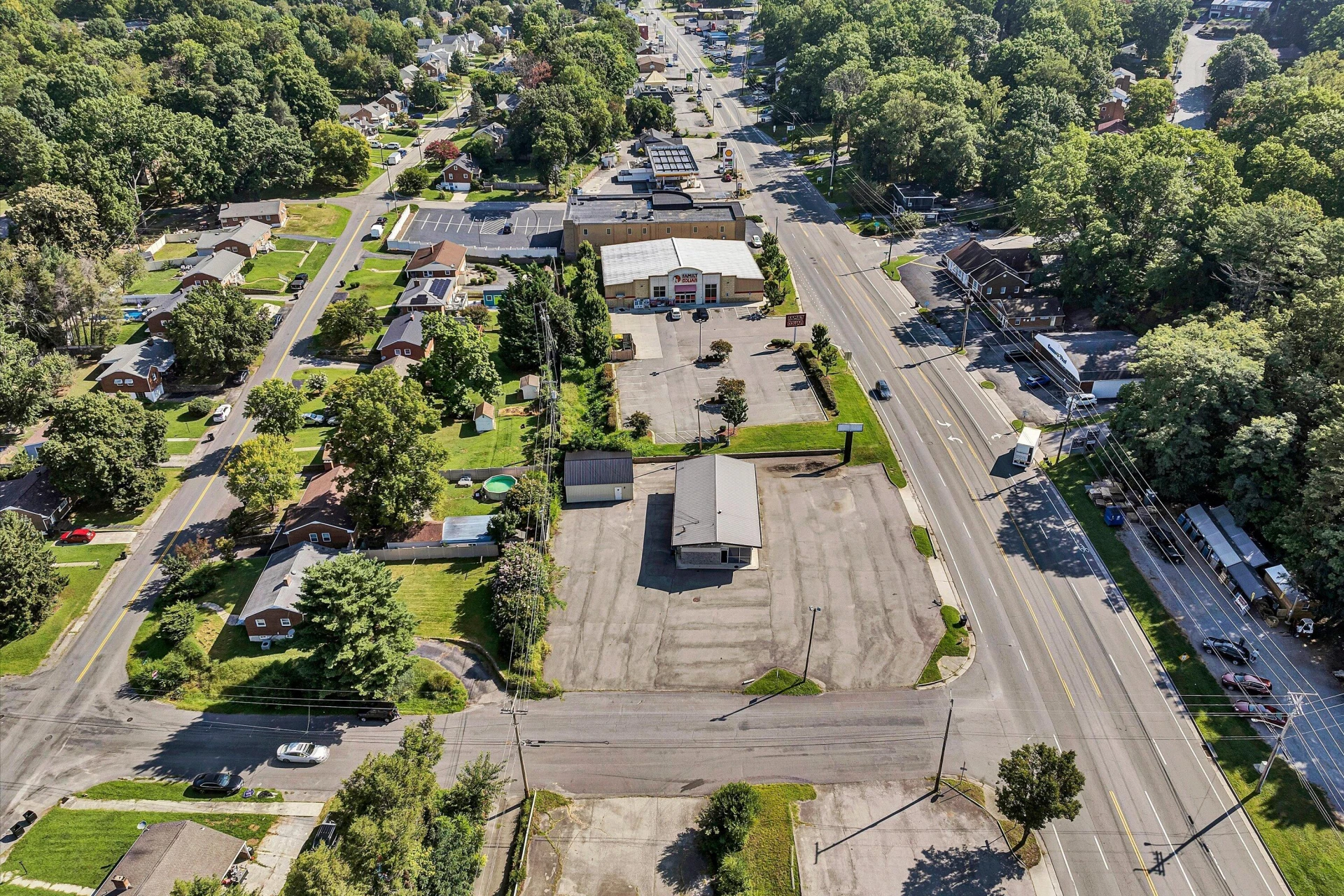 3137 Brambleton AVE SW - Photo 4