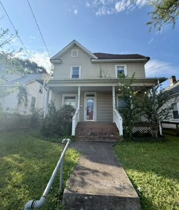 627 Albemarle AVE SE
