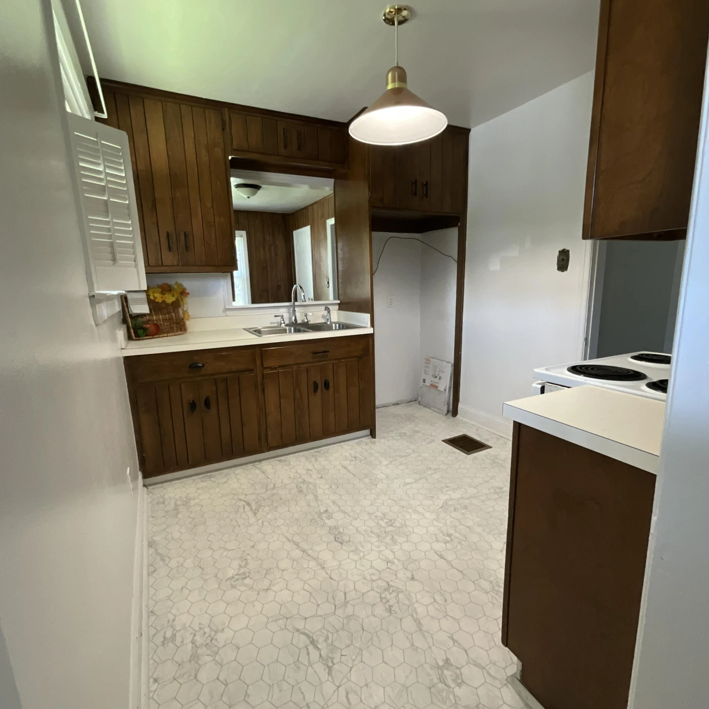 1251 Thomas AVE NW - Photo 11