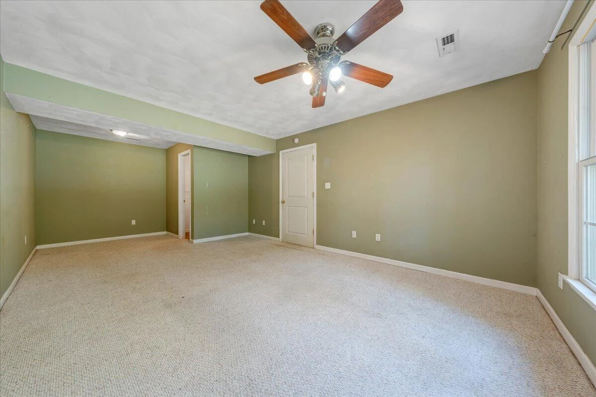 1033 Tipton AVE SE - Photo 20
