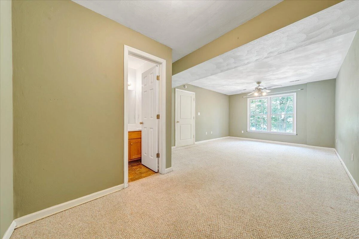 1033 Tipton AVE SE - Photo 21