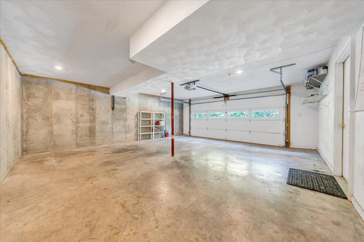 1033 Tipton AVE SE - Photo 23