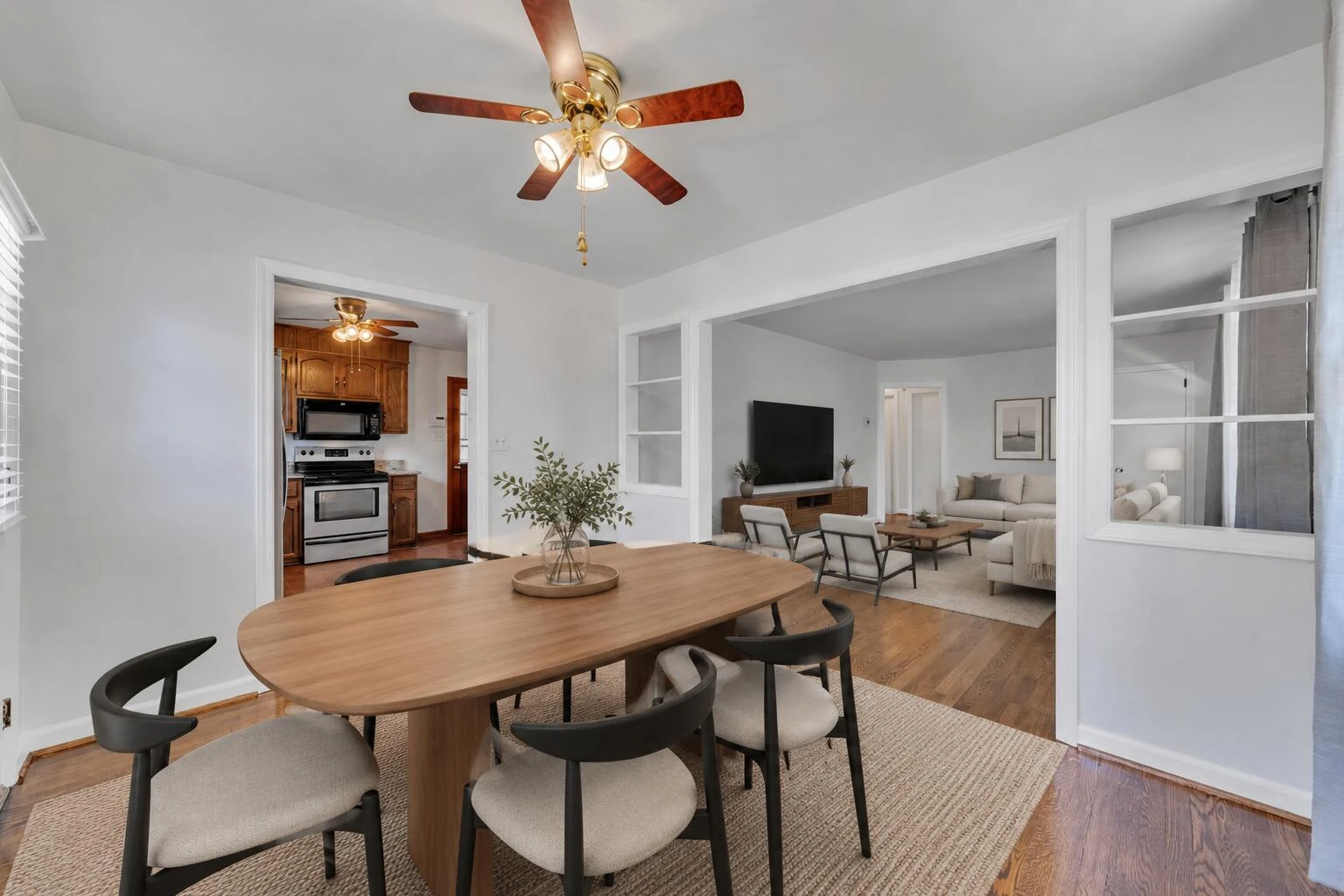 3326 Manassas DR - Photo 10