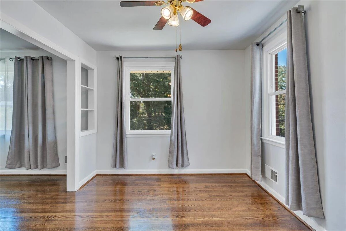 3326 Manassas DR - Photo 13