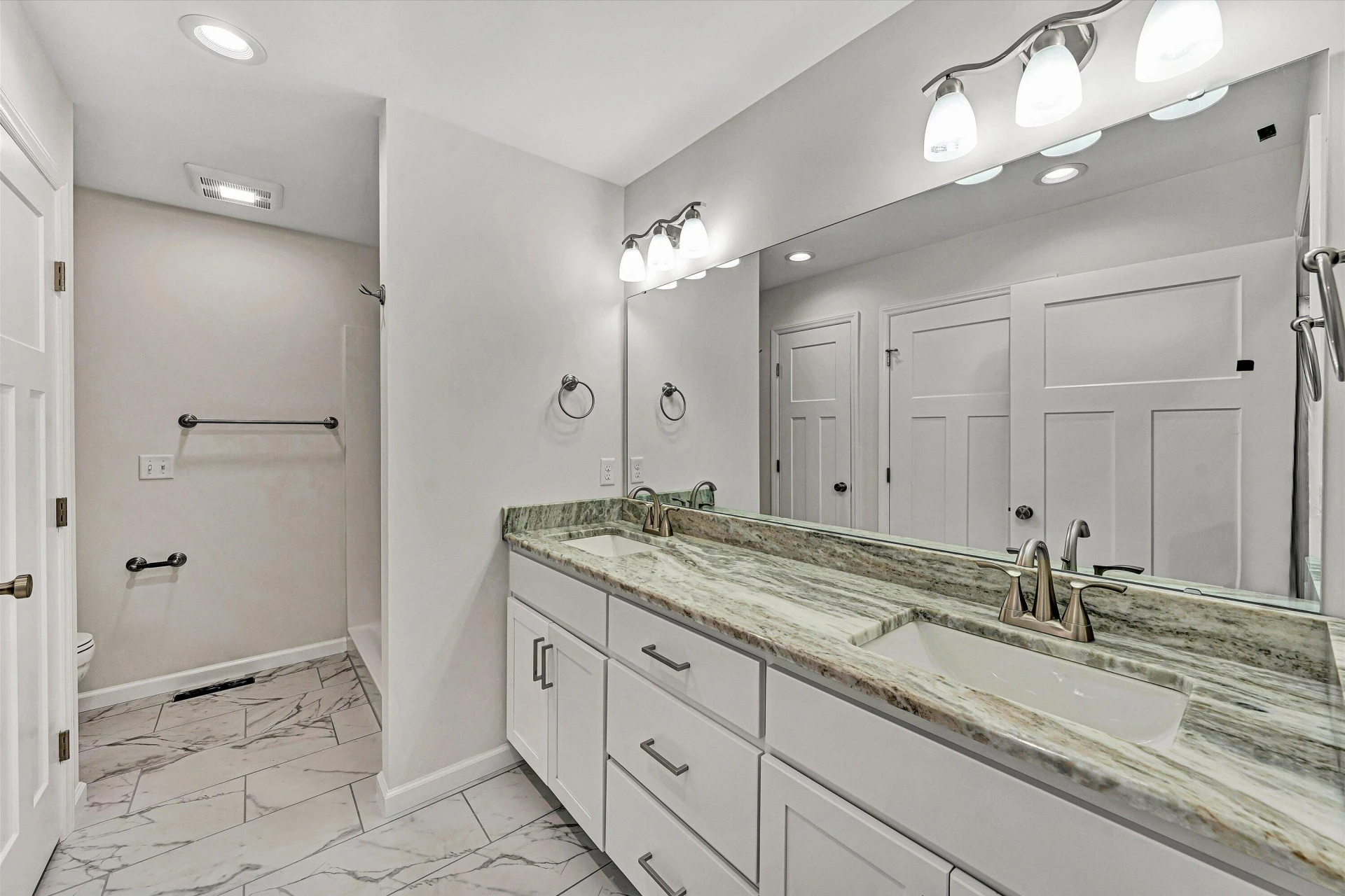 3727 Golden View RD - Photo 16