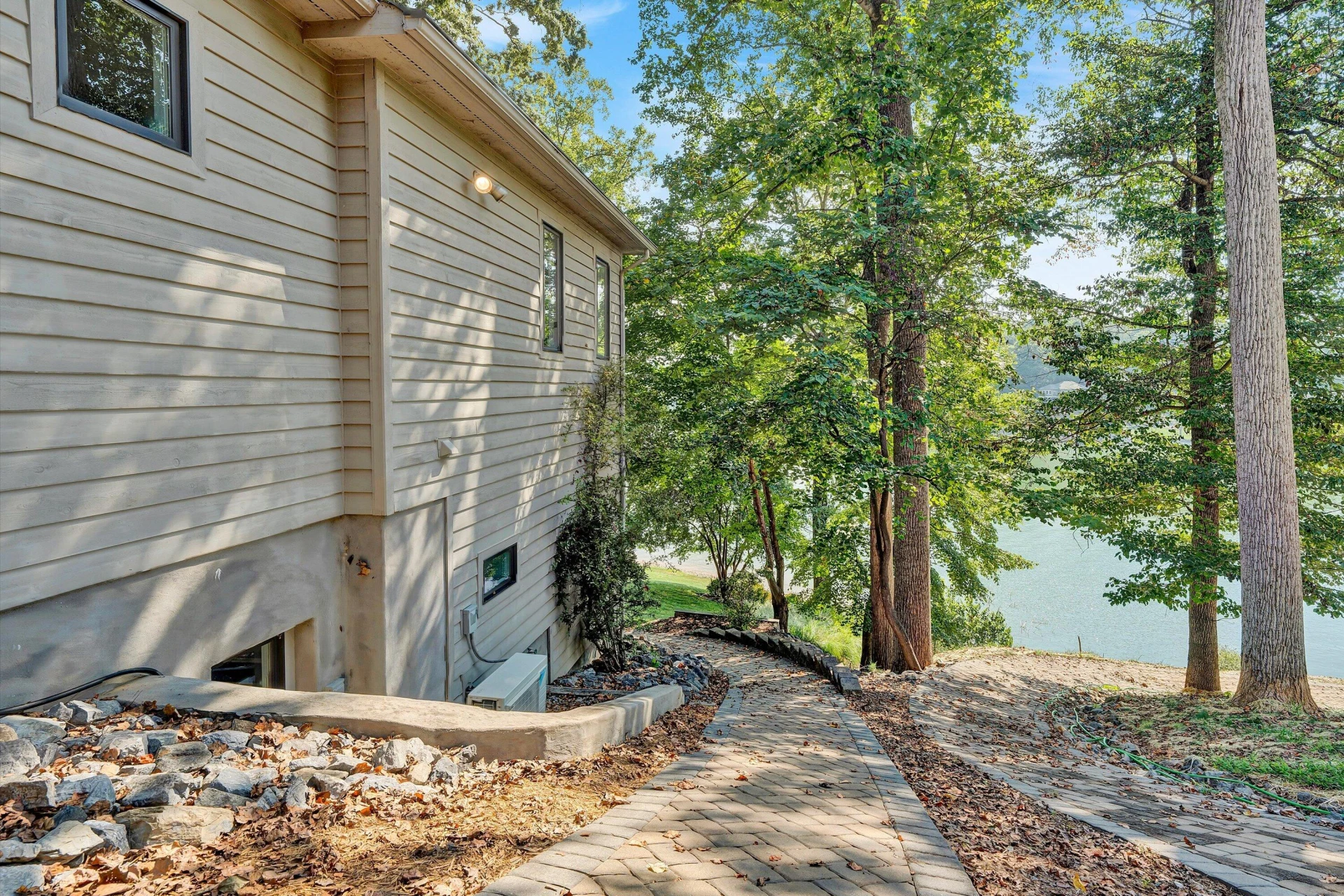 320 Halespoint DR - Photo 63