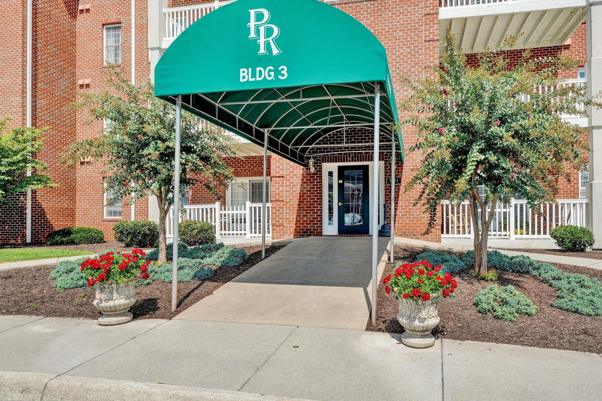 4444 Pheasant Ridge RD #APT 305 - Photo 9