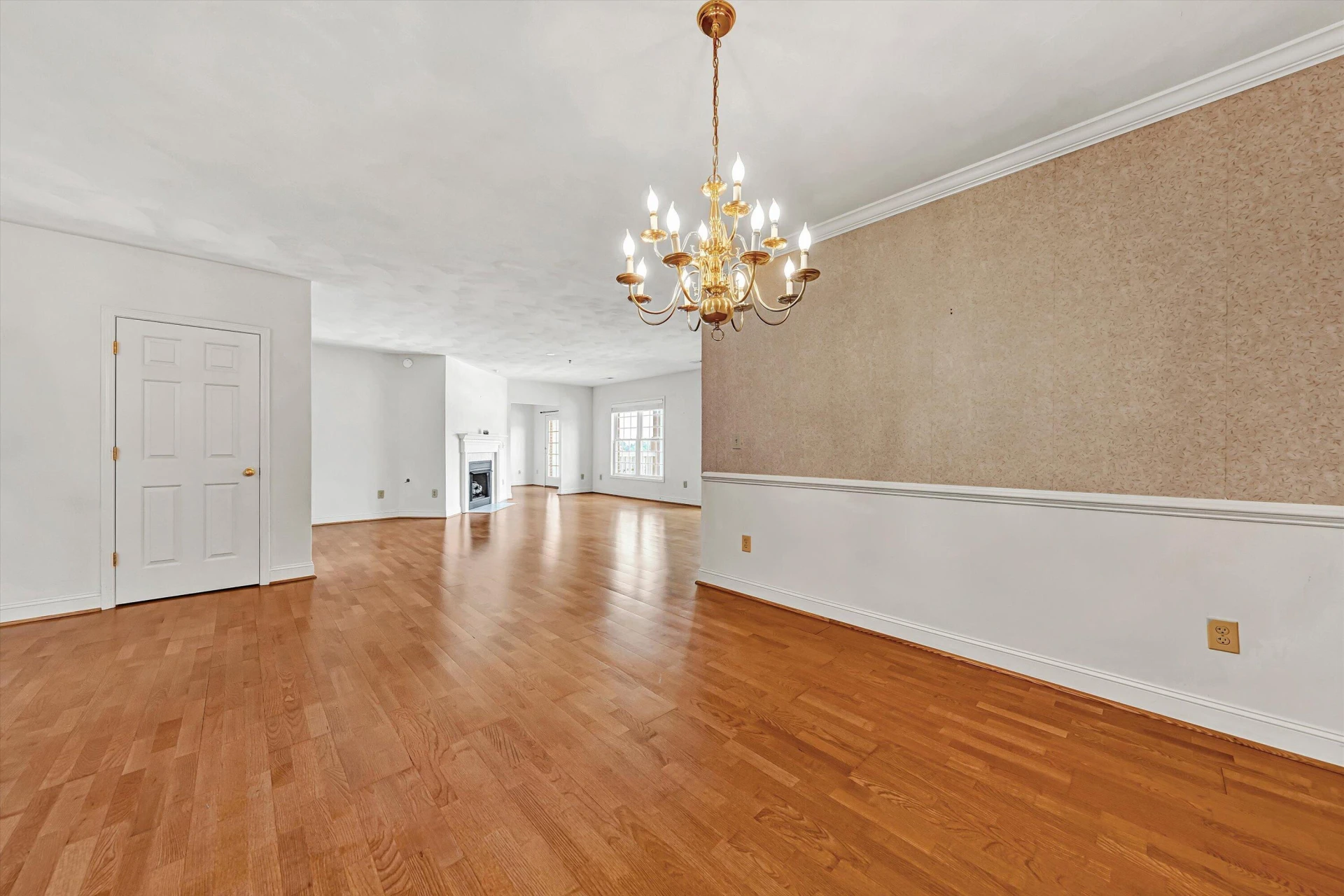 4444 Pheasant Ridge RD #APT 305 - Photo 18
