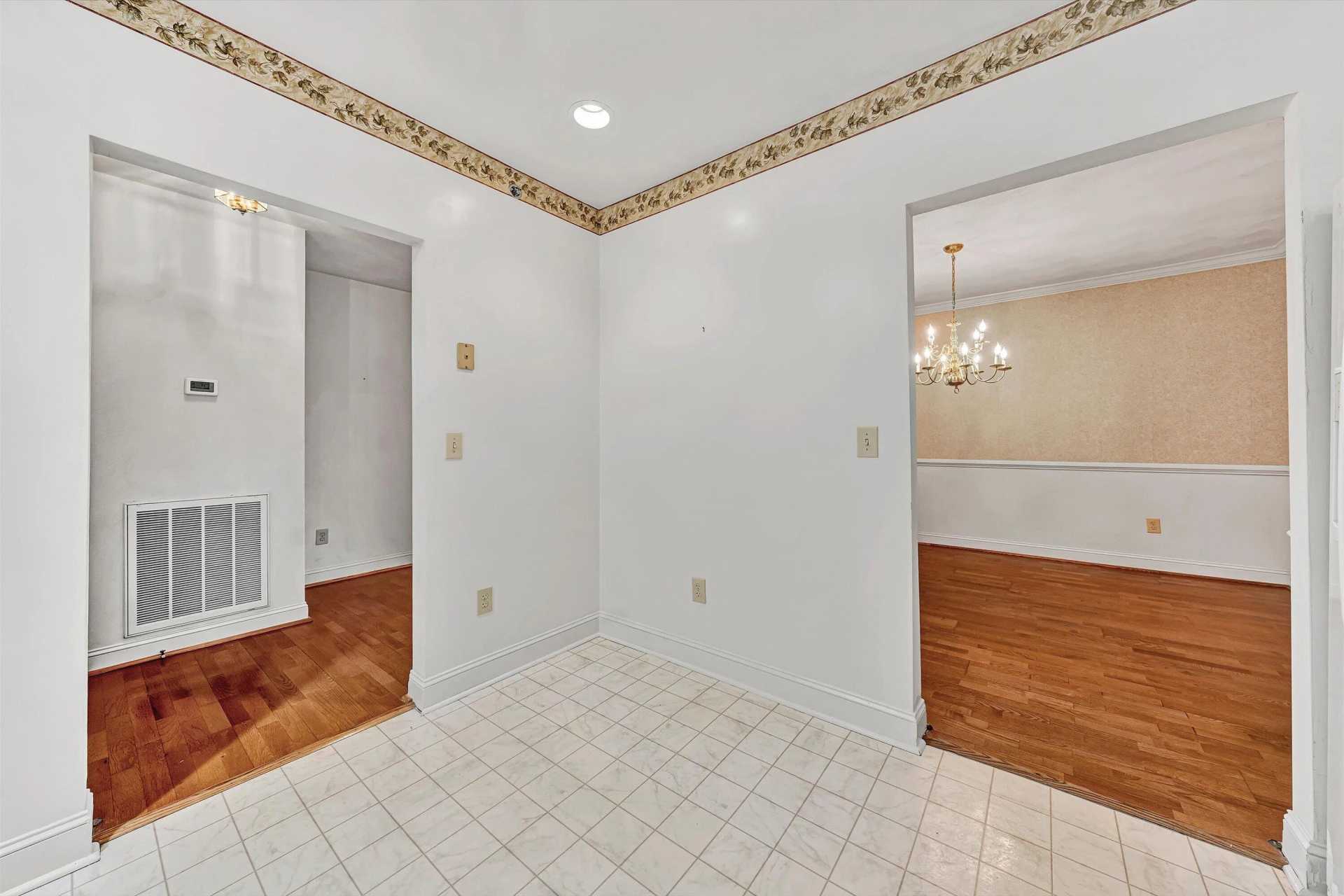 4444 Pheasant Ridge RD #APT 305 - Photo 20