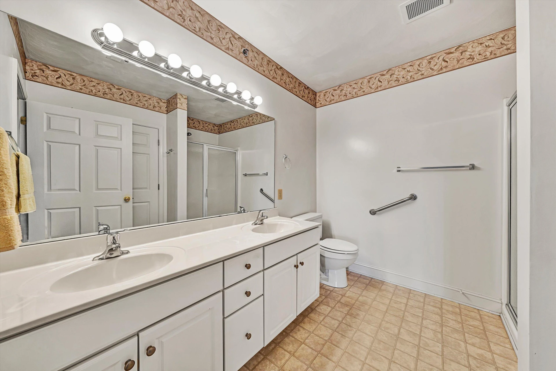 4444 Pheasant Ridge RD #APT 305 - Photo 26