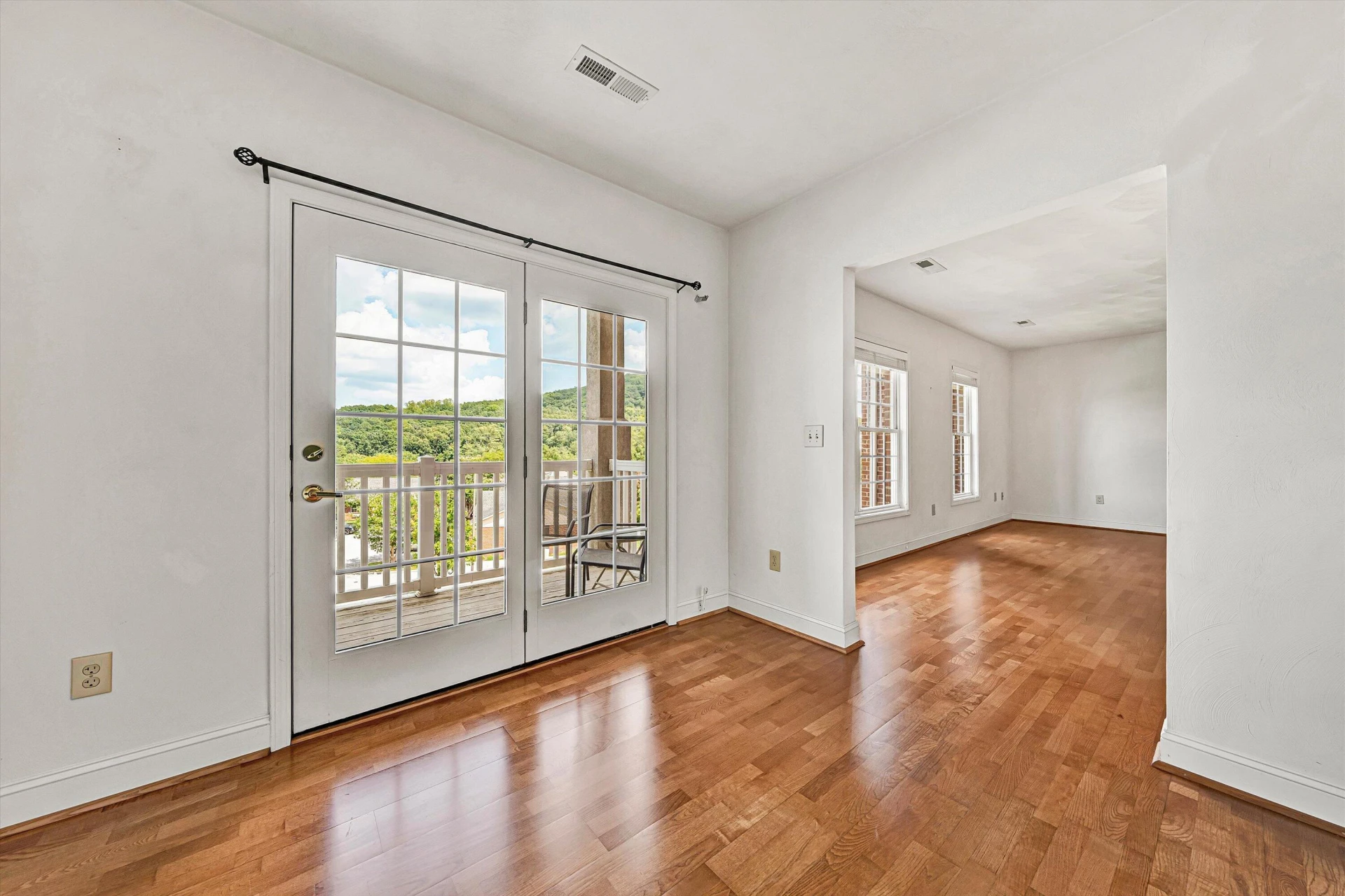 4444 Pheasant Ridge RD #APT 305 - Photo 28