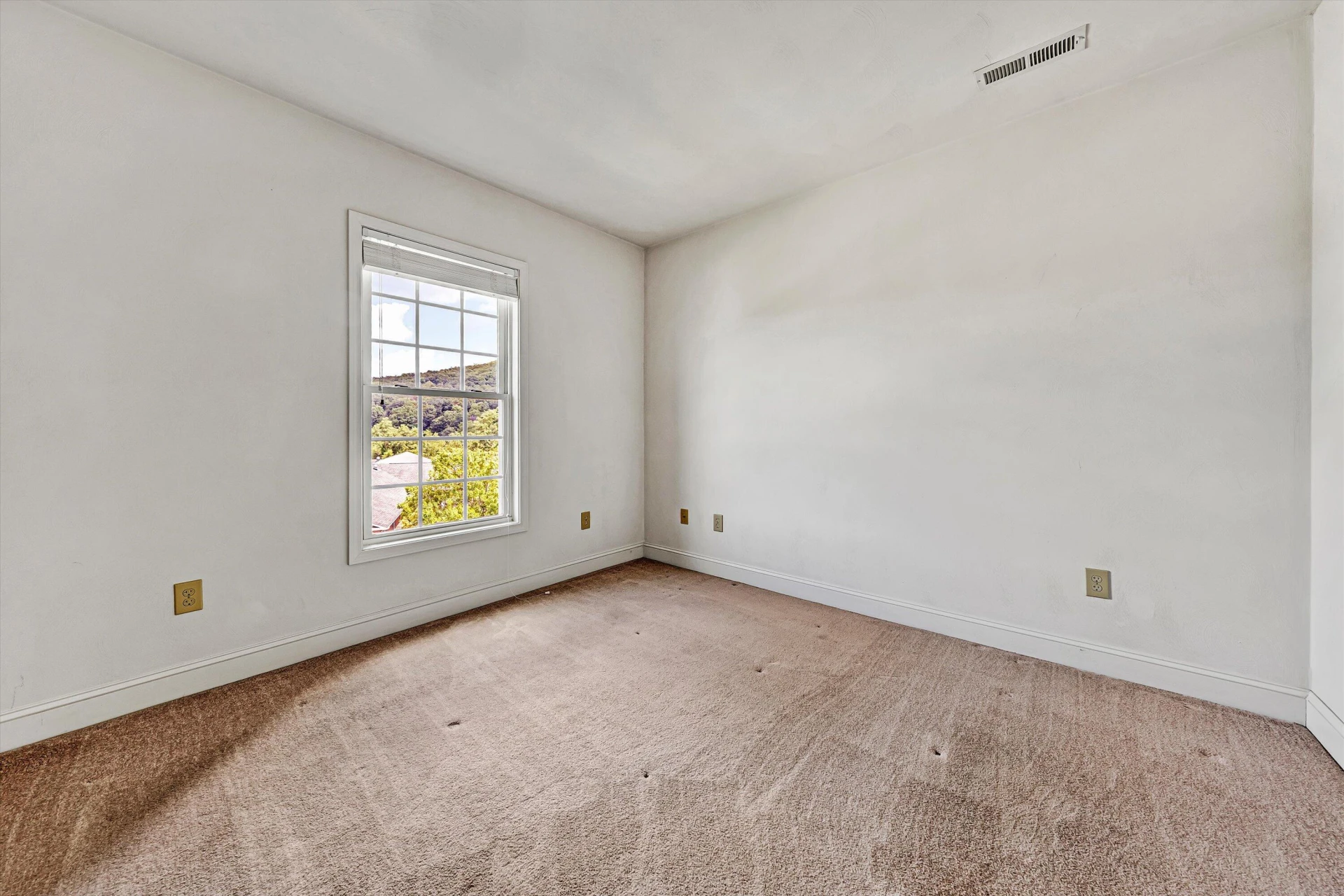 4444 Pheasant Ridge RD #APT 305 - Photo 33