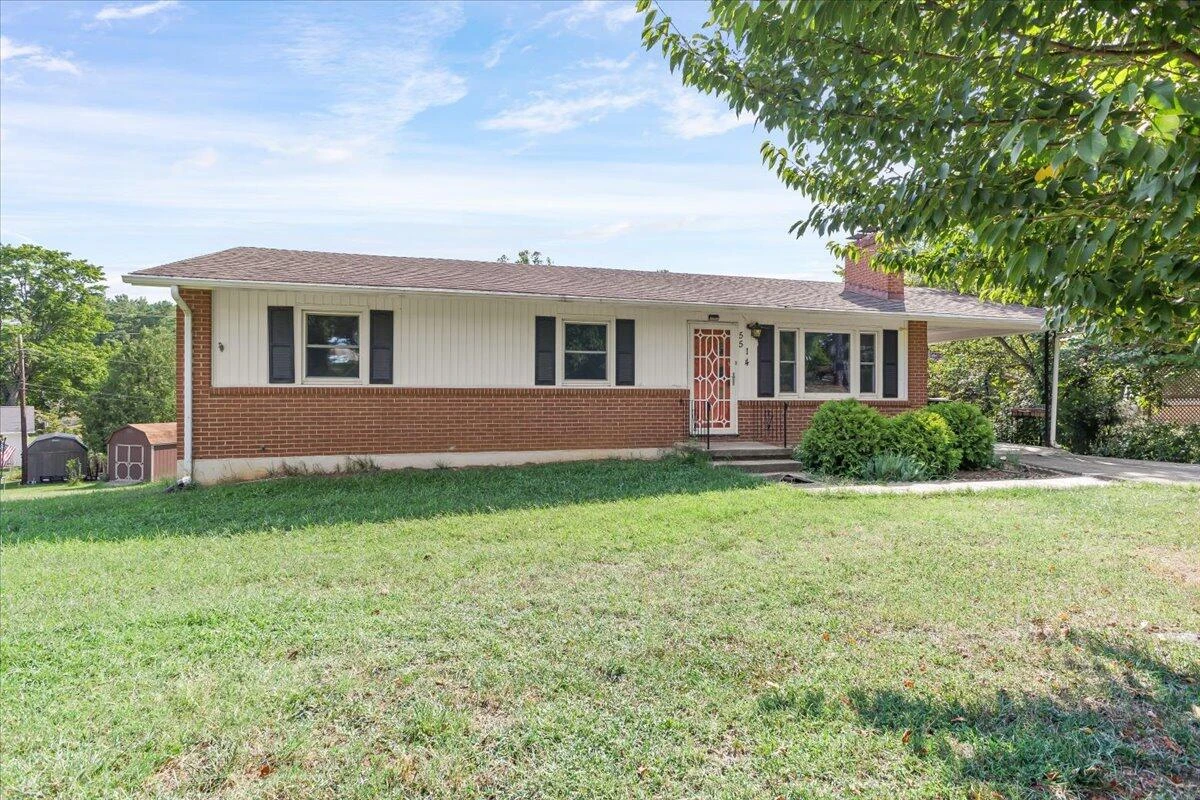 5514 Castle Rock RD - Photo 2