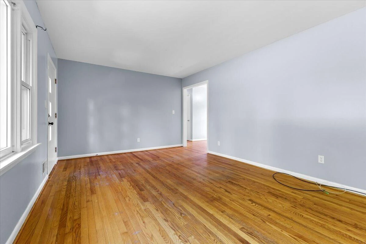 5514 Castle Rock RD - Photo 5