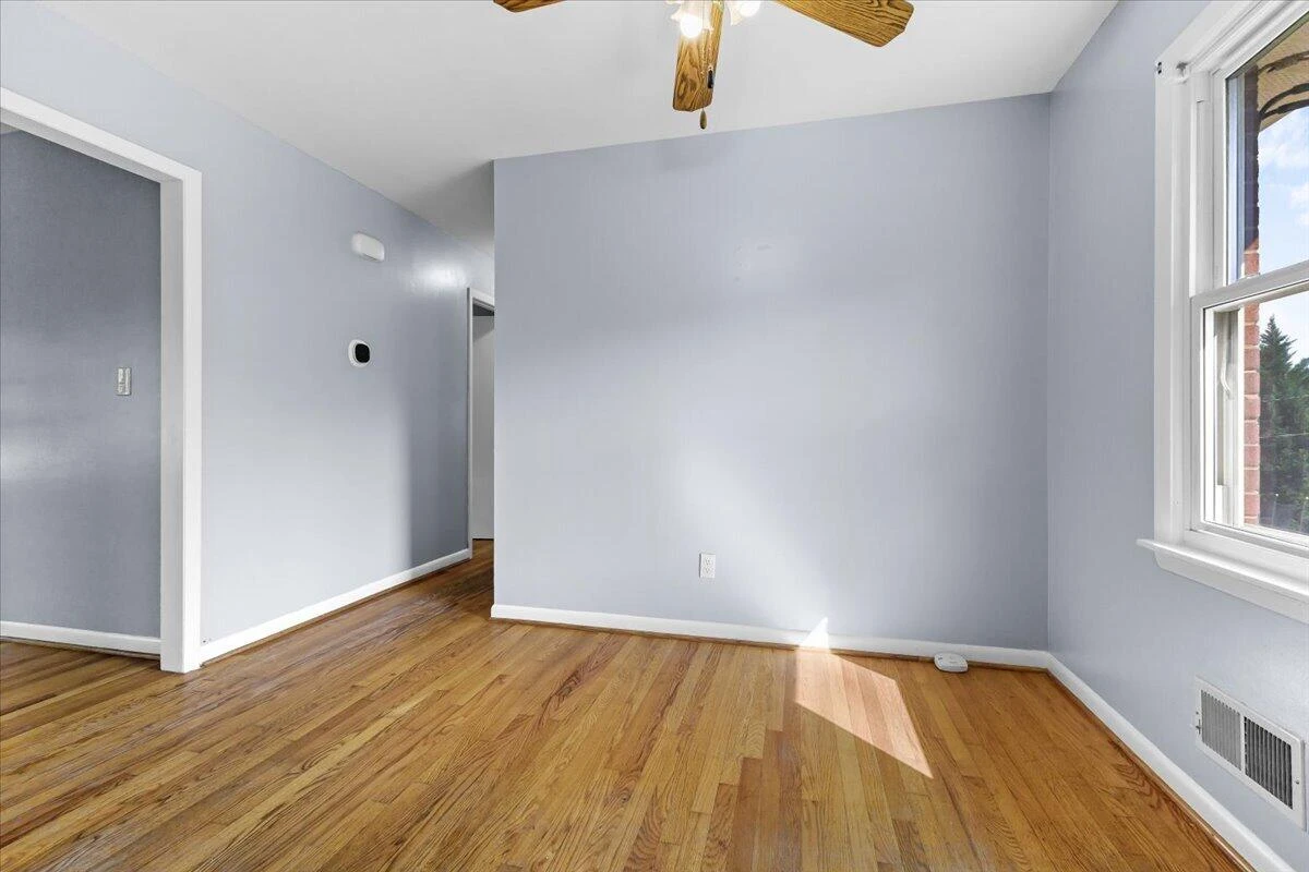 5514 Castle Rock RD - Photo 8