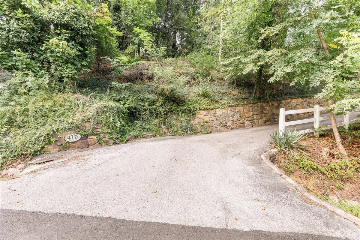 4735 Cherokee Hills DR - Photo 4