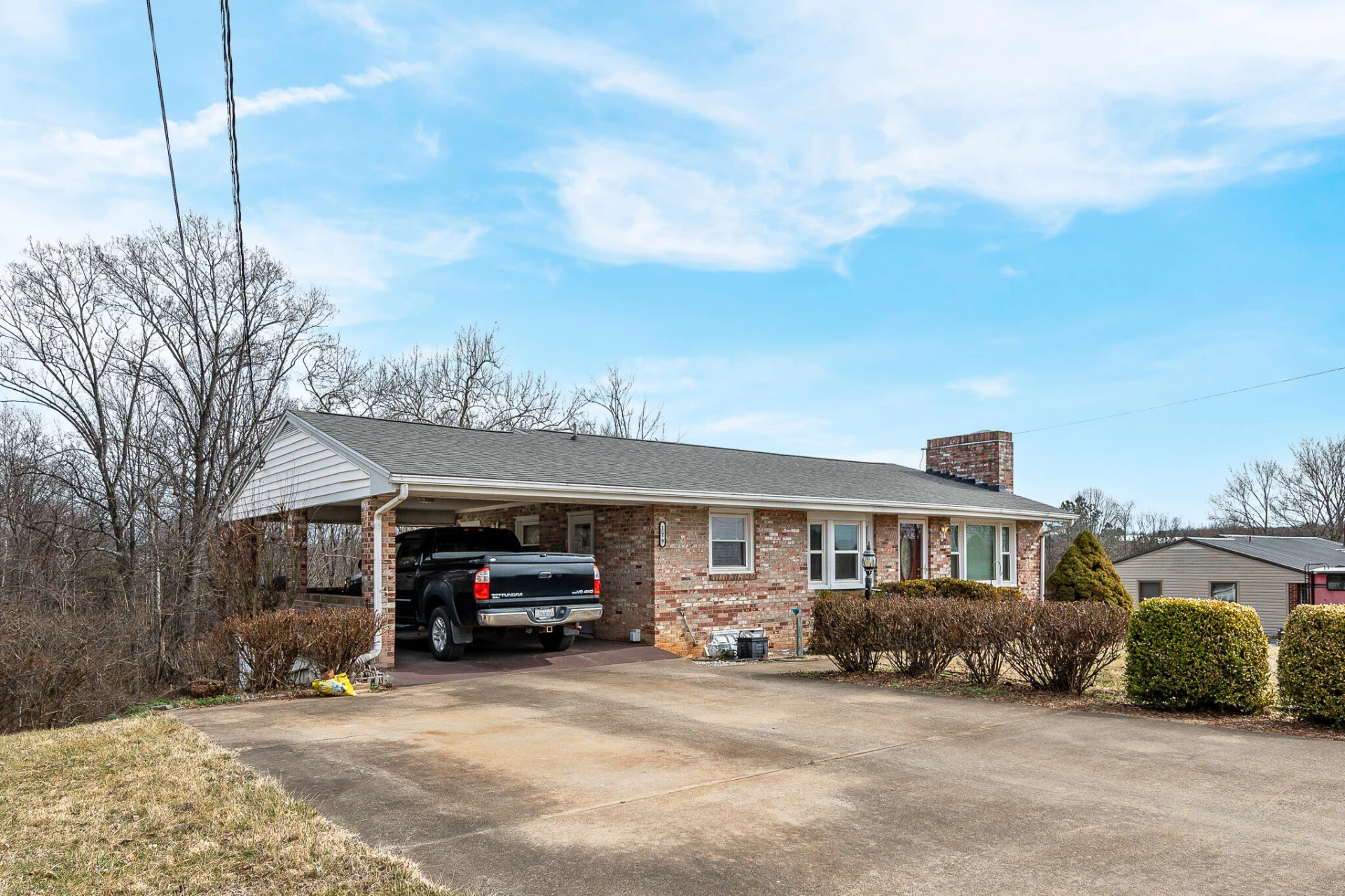 129 Greendale DR - Photo 2