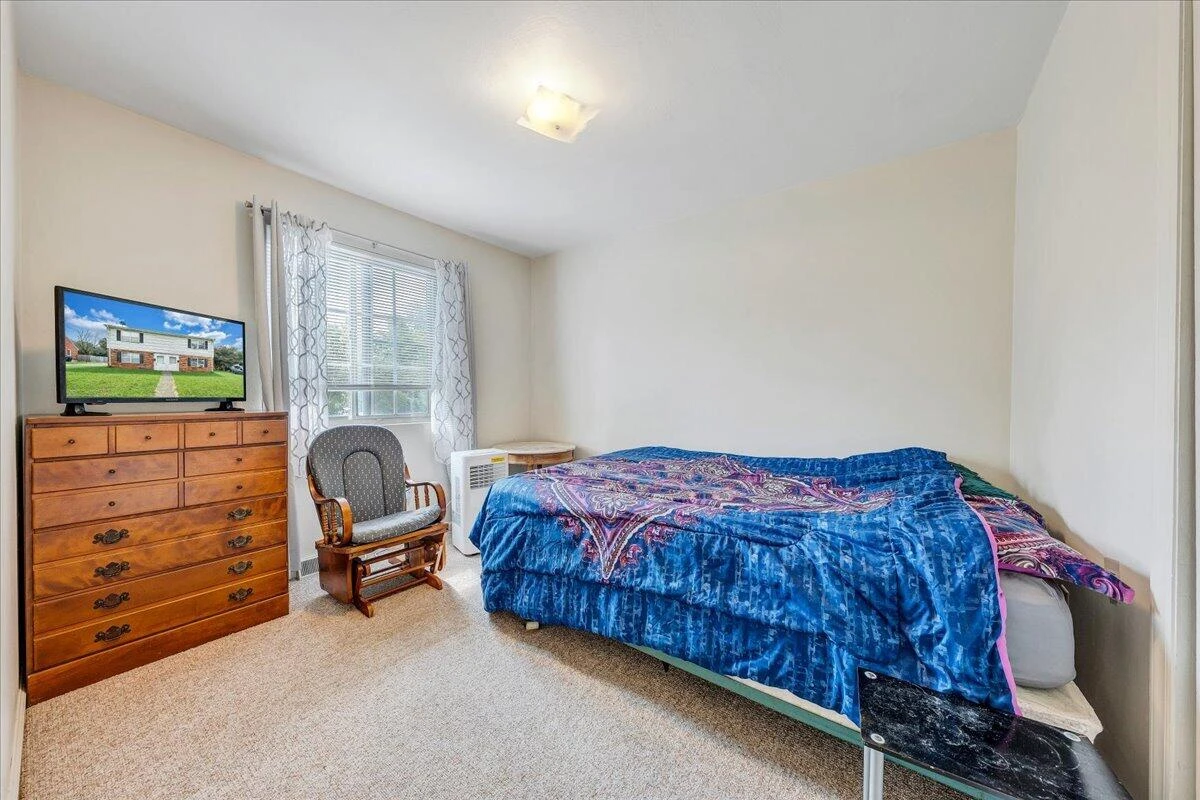 4102 Richland AVE NW - Photo 15