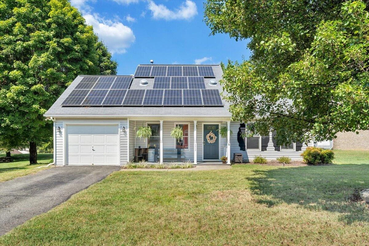 1313 Trevino DR NE - Photo 2