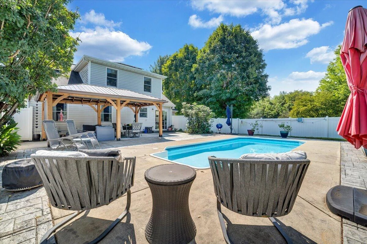 1313 Trevino DR NE - Photo 6