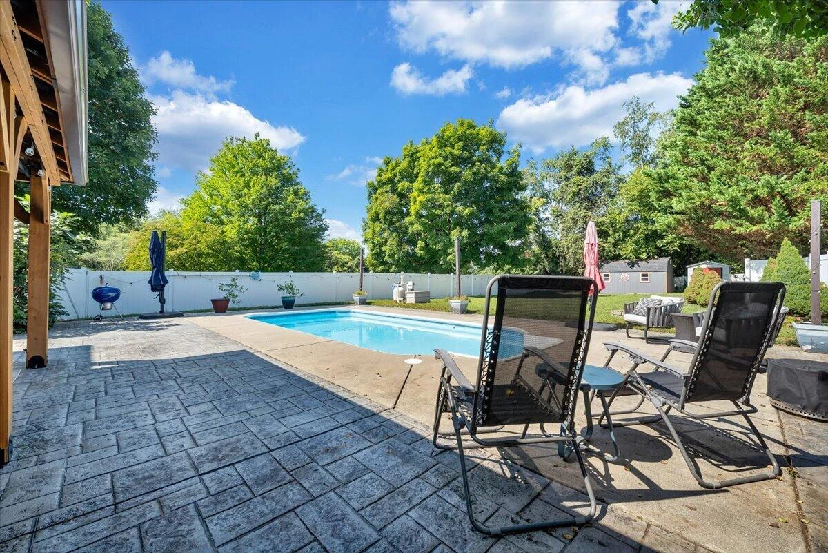 1313 Trevino DR NE - Photo 7