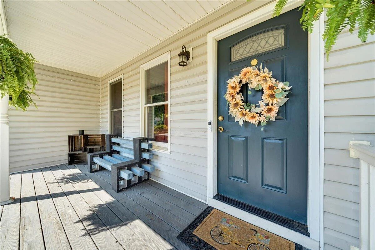 1313 Trevino DR NE - Photo 10