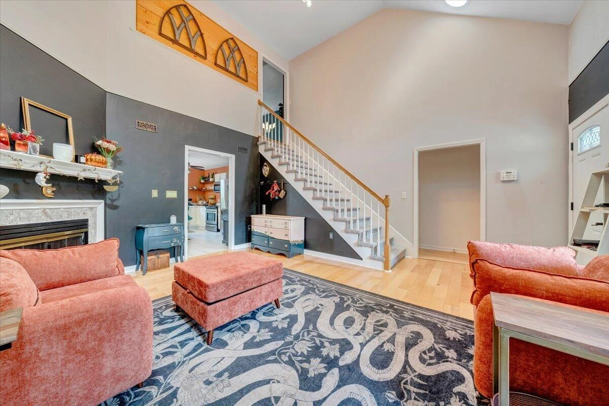 1313 Trevino DR NE - Photo 12