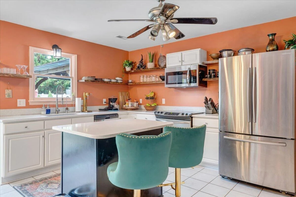 1313 Trevino DR NE - Photo 15