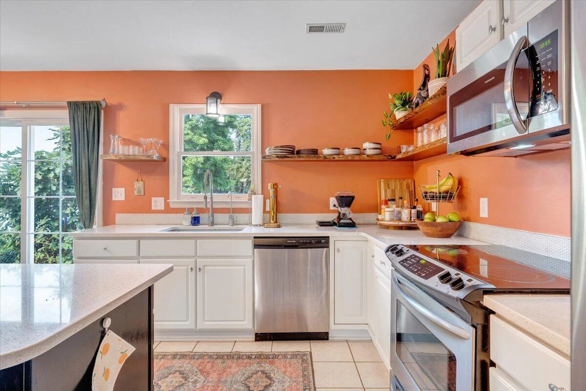 1313 Trevino DR NE - Photo 19