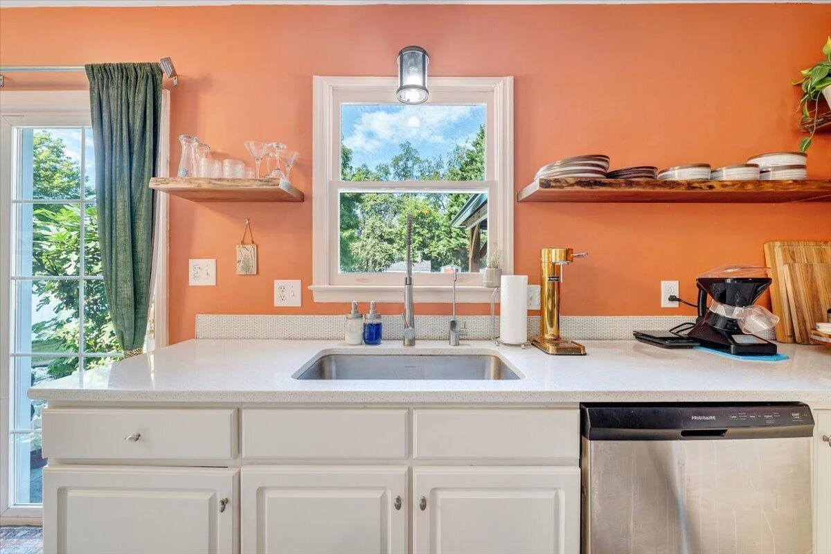 1313 Trevino DR NE - Photo 20