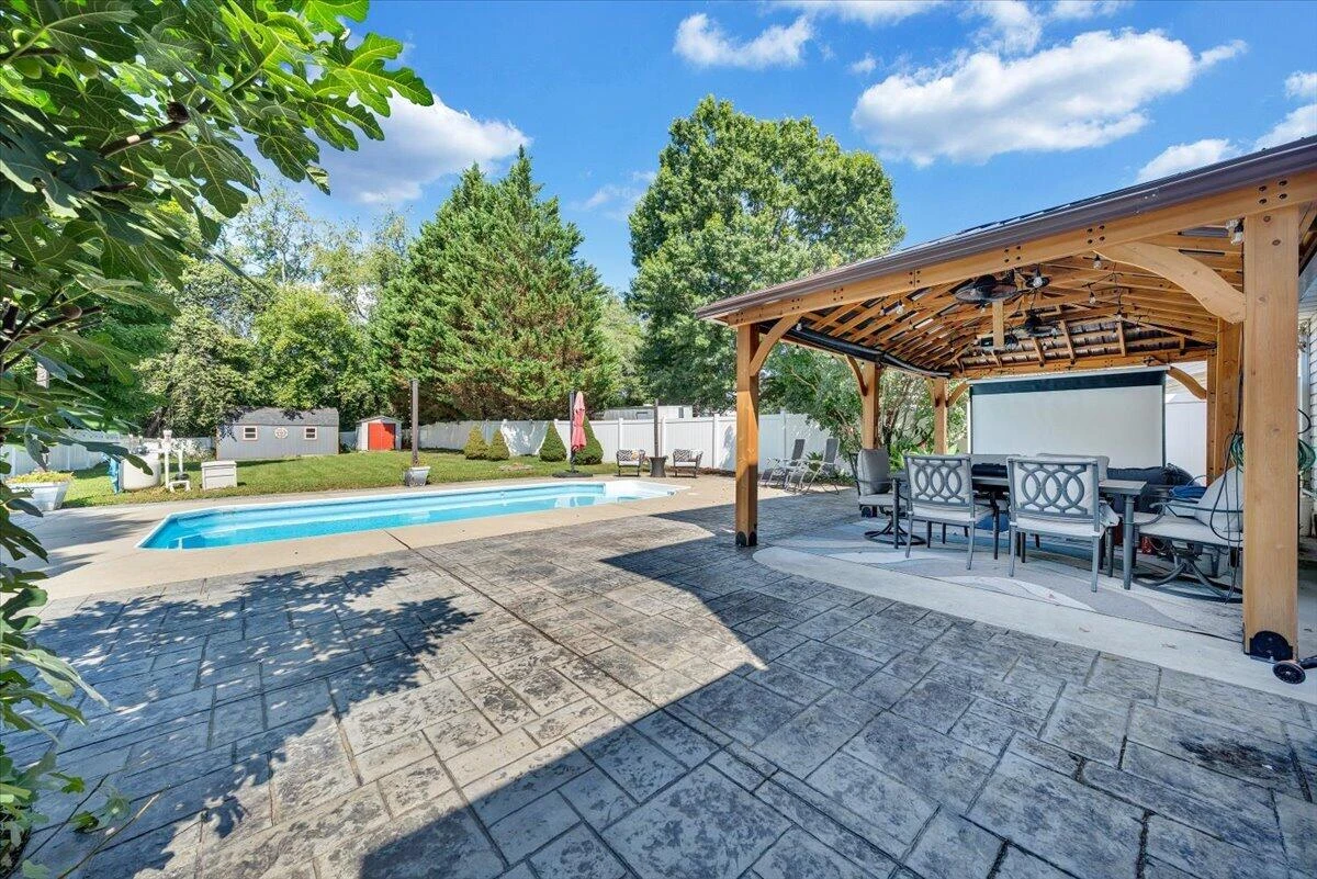 1313 Trevino DR NE - Photo 36