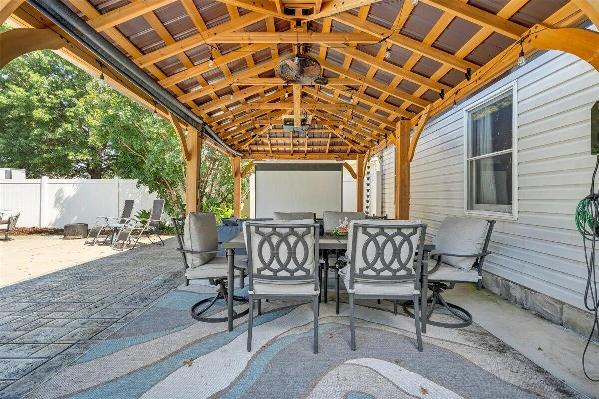 1313 Trevino DR NE - Photo 38
