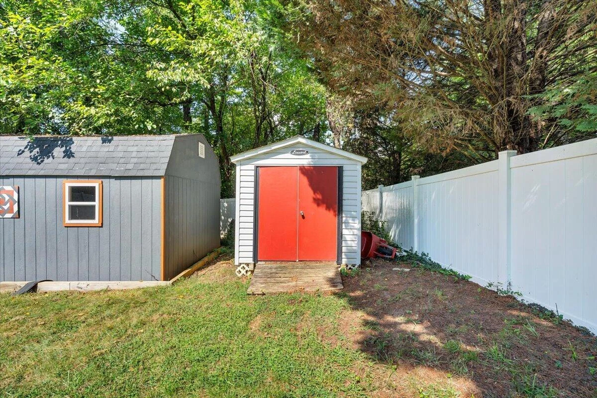 1313 Trevino DR NE - Photo 43