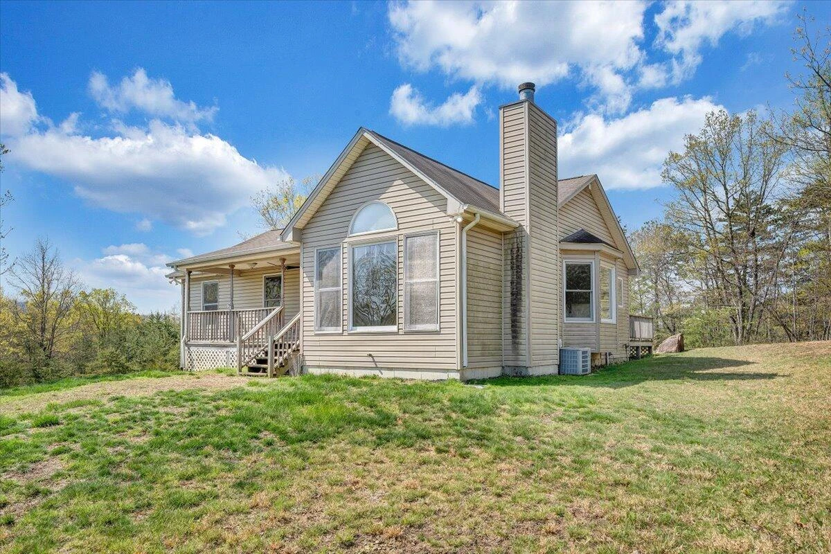5580 Warring LN - Photo 2
