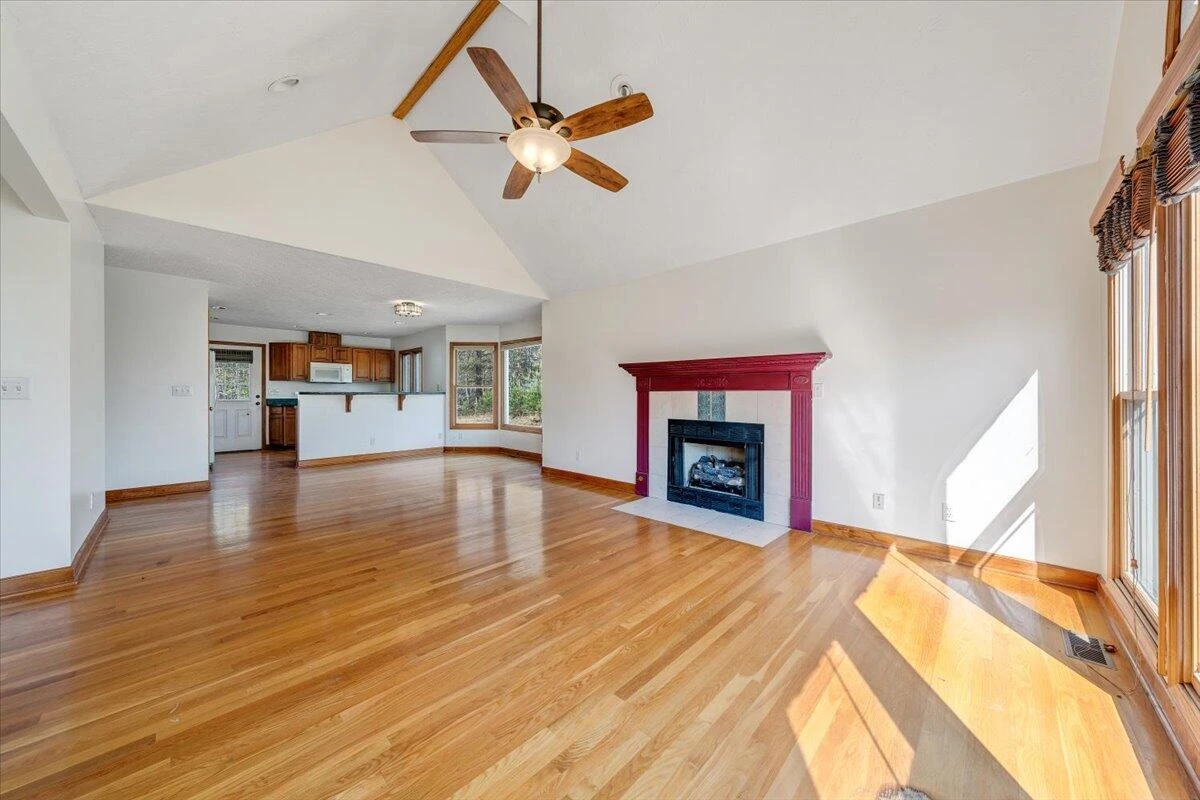 5580 Warring LN - Photo 10