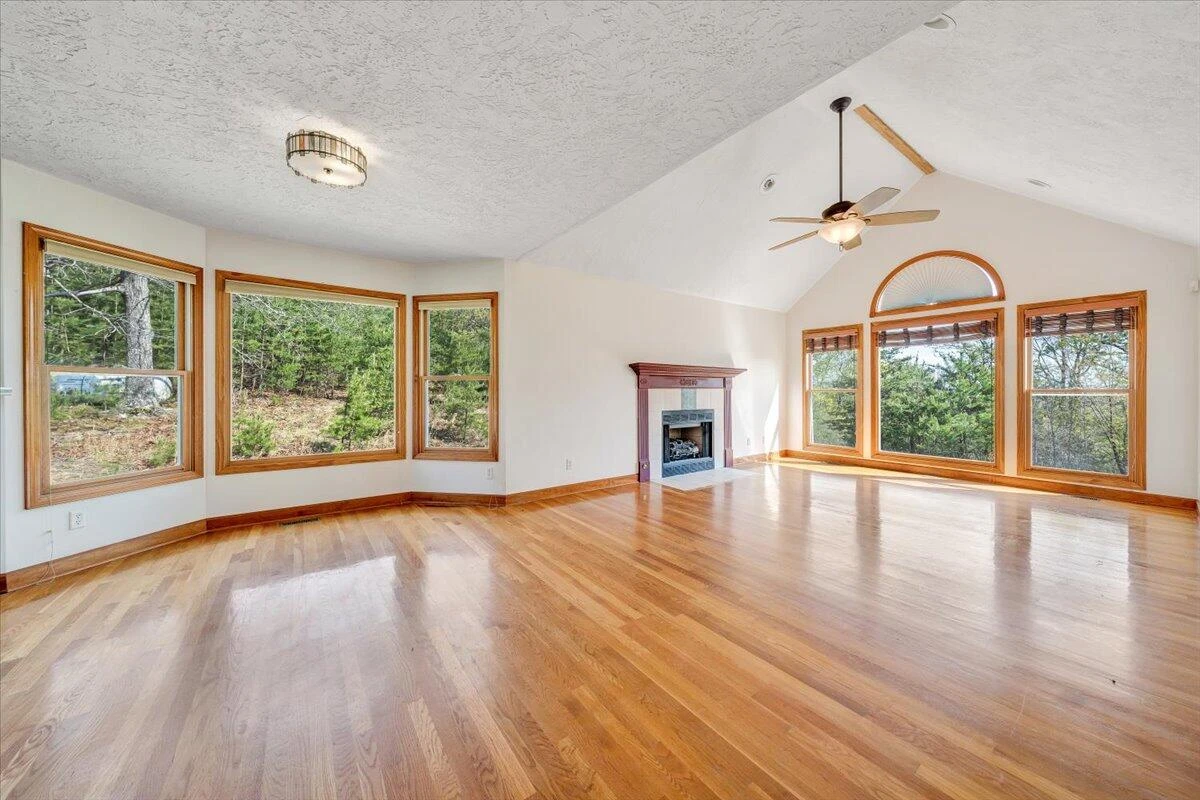 5580 Warring LN - Photo 12